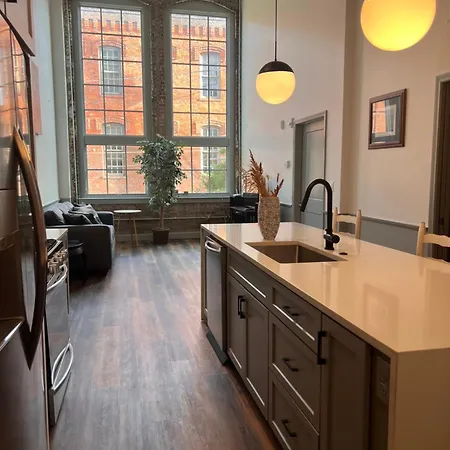 Prime 2Br Condo Historic Morris Ave, Downtown Birmingham